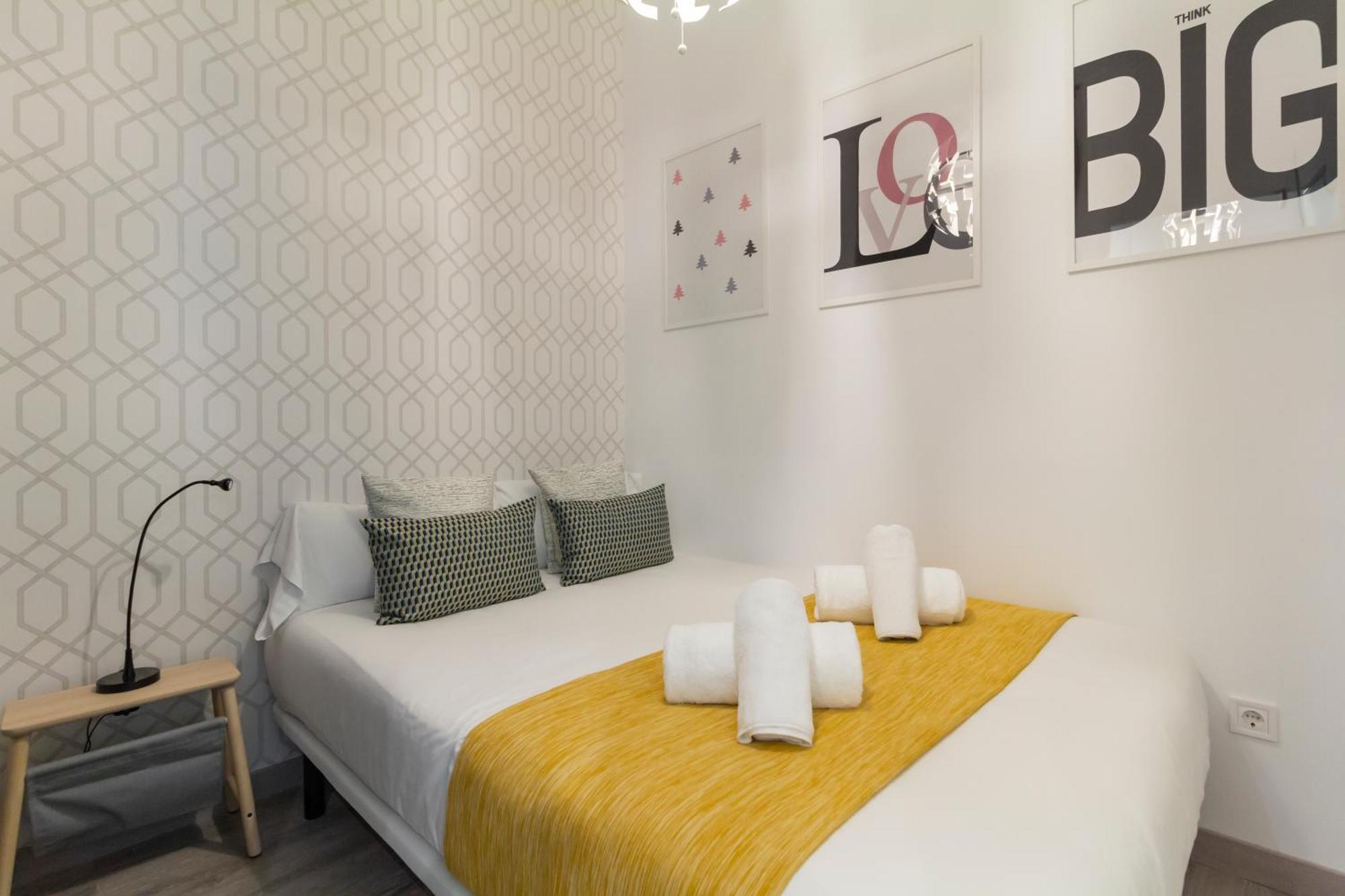 Ronda De Valencia Apartamento Madrid Exterior foto